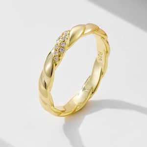 925 Sterling Silver Twist Rope Rhinestone Ring For Women Minimalist Vintage Gilded Geometric Band Ring Lightweight Luxury Finger Jewelry Gift