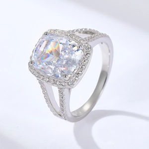 Luxury 925 Sterling Silver Cushion Cut Zirconia Halo Ring For Women Split Shank Inlaid Rhinestone Engagement Wedding Jewelry