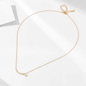 Detail of S925 sterling silver stamp and adjustable clasp on the gold pearl necklace