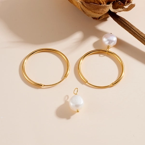 Elegant S925 silver hoop earrings with natural freshwater pearl pendants in gold finish
