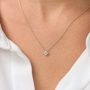 925 sterling silver 14K gold clover necklace with five round brilliant-cut diamonds