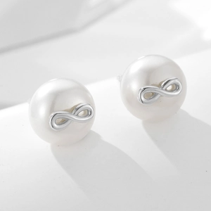 Elegant S925 sterling silver infinity symbol natural pearl stud earrings in white