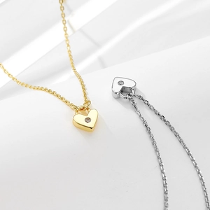 Colliers pendentifs coeur élégants en or et argent avec zircon sur fines chaînes O