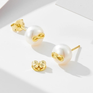 Elegant S925 sterling silver infinity pearl stud earrings for women with golden finish