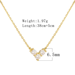 Détails du collier cœur en argent 925 indiquant le poids 1,97g et longueur 38cm