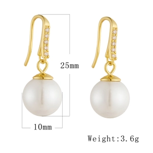 Detailed size view of 925 silver pearl drop earrings with crystal hooks and measurements
