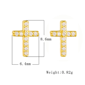 Detailed size chart of gold cross stud earrings with sparkling stones and dimensions