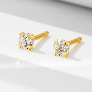 Minimalist 925 Sterling Silver Four-Prong Round Rhinestone Stud Earrings For Women Tiny Fashion Geometric Ear Piercing Jewelry