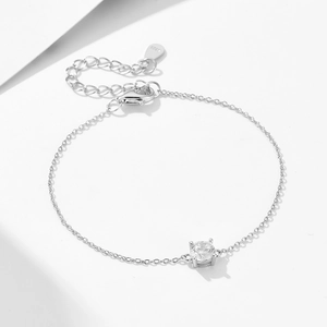Minimalist S925 sterling silver chain bracelet with a sparkling round zircon stone
