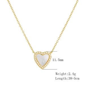 Dettaglio della collana cuore in argento s925, dimensione 11,5mm e peso di 2,4g