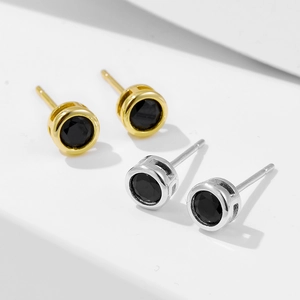 Classic S925 silver round black zircon stud earrings set in gold and silver finish
