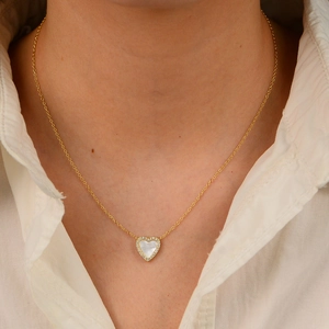 Collana cuore in argento S925 dorato con madreperla bianca e cristalli scintillanti