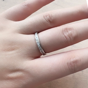 Sparkling S925 sterling silver full eternity ring with round-cut cubic zirconia crystals