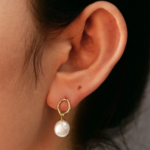 S925 silver irregular gold hoop earrings featuring natural baroque pearls for women