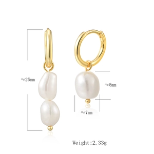 Detail showing S925 silver asymmetric earrings with natural freshwater pearls and dimensions