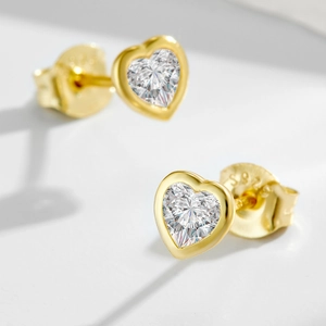 Minimalist S925 sterling silver heart stud earrings with cubic zirconia stones