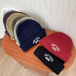 New York USA Letter Embroidered Acrylic Beanie For Men Women American Retro Knit Warm Cuffed Skull Cap Casual Winter Hat