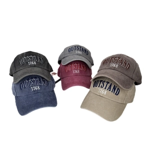 Casquettes vintage en coton délavé en cinq couleurs avec broderie OUTSTAND 1768