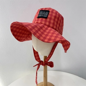 Retro Plaid Bucket Hat Women Summer Wide Brim Sun Protection Fisherman Hat With Chin Strap Foldable Acrylic Vacation Cap