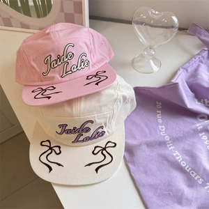 Vintage baseball cap with ribbon bow embroidery and adjustable flat brim for women