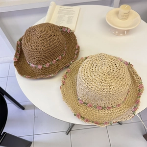 Women's French Pastoral Flower Embroidered Straw Bucket Hat Summer Beach Foldable Sun Protection Polyester Wide Brim Hat Vacation