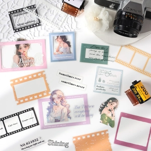Retro esthetische filmstickers met anime-meisjes en vintage frames voor scrapbooking-decor