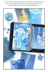 Détail d'autocollants PET translucides pour scrapbooking avec motifs de méduses bleues