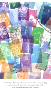 Gros plan détaillé de stickers en papier givré semi-transparents aux motifs naturels