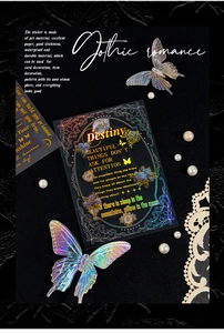 Vue détaillée d'autocollants papillon en PET iridescent et cartes florales vintage