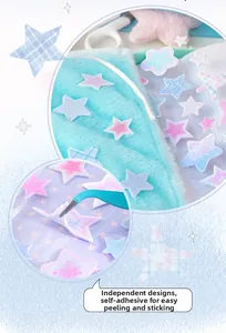 Detailansicht der 3D-Filzstern-Aufkleber mit Kleberücken und Pinzette für DIY-Journaling
