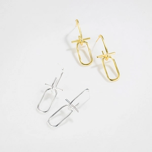 Minimalist geometric 925 sterling silver earrings in gold and silver polished finishes