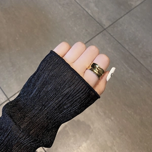 Irregular wavy texture gold wide band ring made of S925 silver for a modern look