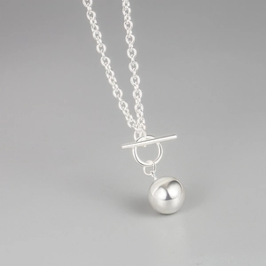 Minimalist S925 silver necklace with polished bead pendant and classic OT toggle clasp