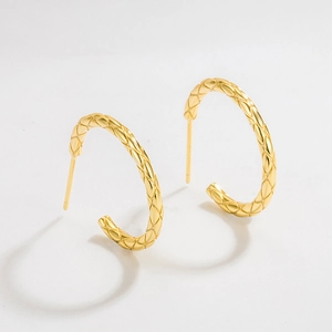 925 Sterling Silver C-Shaped Hoop Earrings For Women Minimalist Quilted Pattern Geometric Stud Earrings Fashion Trendy Jewelry Gift