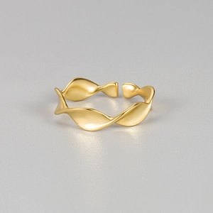 Anello minimalista in argento sterling 925 con design a onde e misura regolabile