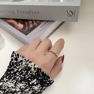 S925 sterling silver gold ring with irregular convex texture and foil finish style