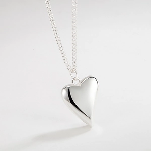 Collana minimalista in argento sterling S925 con pendente a cuore lucido in 3D