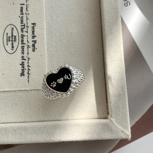 925 Sterling Silver puppy paw print heart ring with black enamel and beaded texture