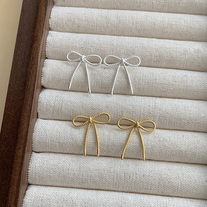 Boucles d'Oreilles Clous Nœud en Argent Sterling S925 pour Femme Texture Corde Torsadée Bijoux Minimalistes Plaqués Or 18k