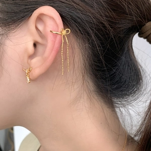 925 silver bow tassel ear cuff set with gold plating and square-cut crystal
