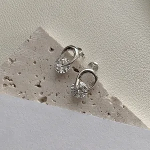 Minimalist S925 Sterling Silver Intertwined Stud Earrings Shiny Zirconia 18K Gold Plated Exquisite Fashion Jewelry Women