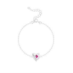 Elegant S925 sterling silver heart bracelet with red zircon inlay and brushed finish