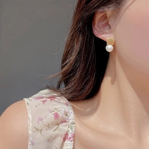 French vintage S925 silver square brushed gold earrings with elegant white pearl detail