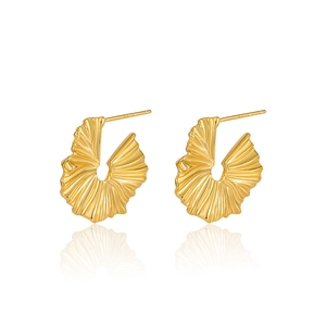 Golden pleated fan-shaped S925 sterling silver earrings with a bohemian shell design