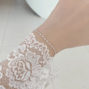 S925 sterling silver minimalist barrel-bead bracelet with sparkling diamond-cut texture