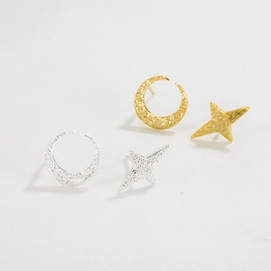 Minimalist 925 sterling silver frosted moon and star asymmetric stud earrings in gold and silver