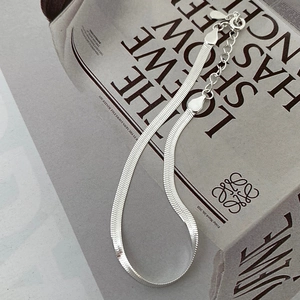 Close-up of S925 sterling silver snake bone chain bracelet with adjustable lobster clasp