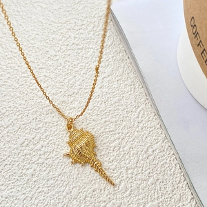Minimalist S925 sterling silver conch pendant necklace with gold finish on white background