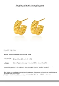 Detailed view of S925 silver corrugated gold C-shape earrings with size and weight specs