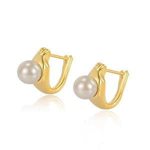 Elegant gold S925 silver U-shape pearl earrings with minimalist polished finish
